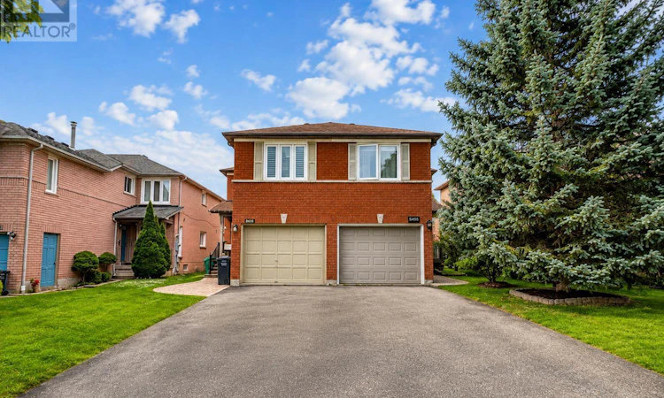 5456 Palmerston Crescent