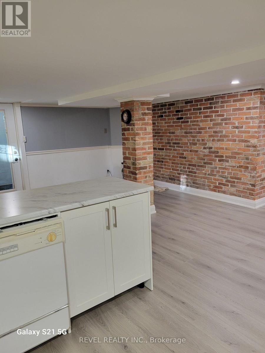 31 Sackville Street, Caledon, ON, L7E 1B8 - 8