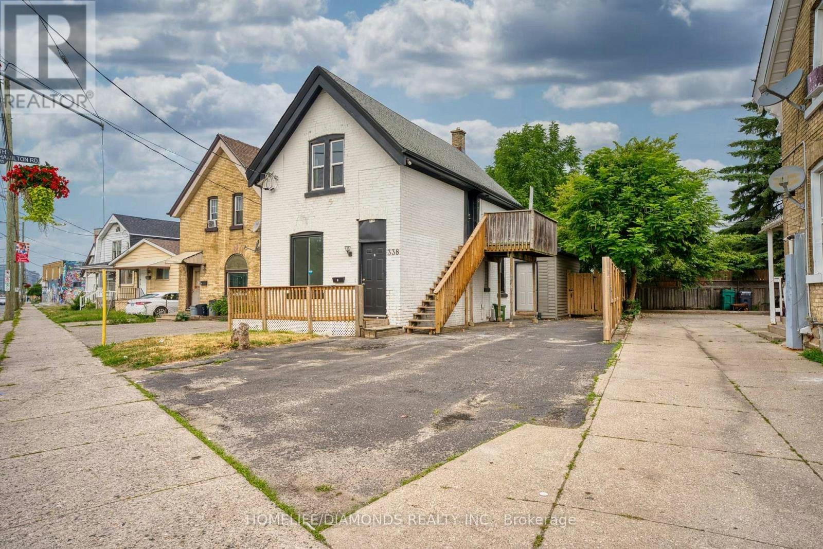 338 Hamilton Road, London, ON, N5Z 1R5