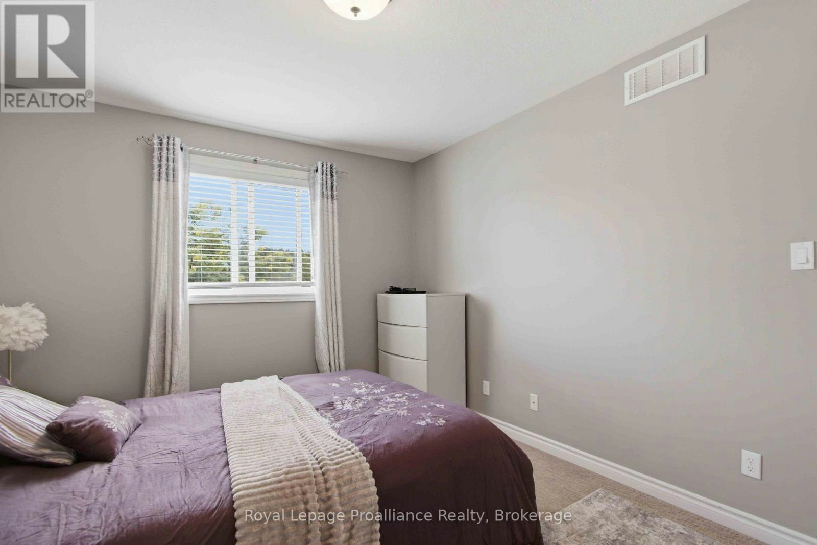 172 Nicholas Street, Quinte West, ON, K8V 6B2 - 13