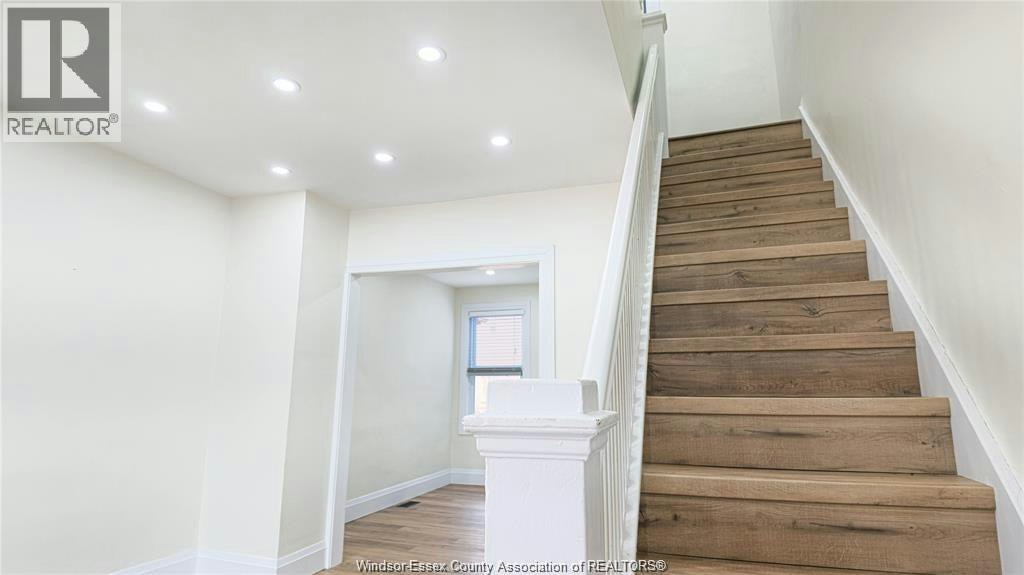 116 Elm Avenue, Windsor, ON, N9A 5G8 - 6