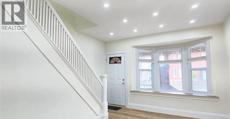 116 Elm Avenue, Windsor, ON, N9A 5G8 - 3