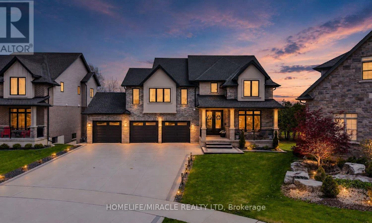 245 Tamarack Boulevard