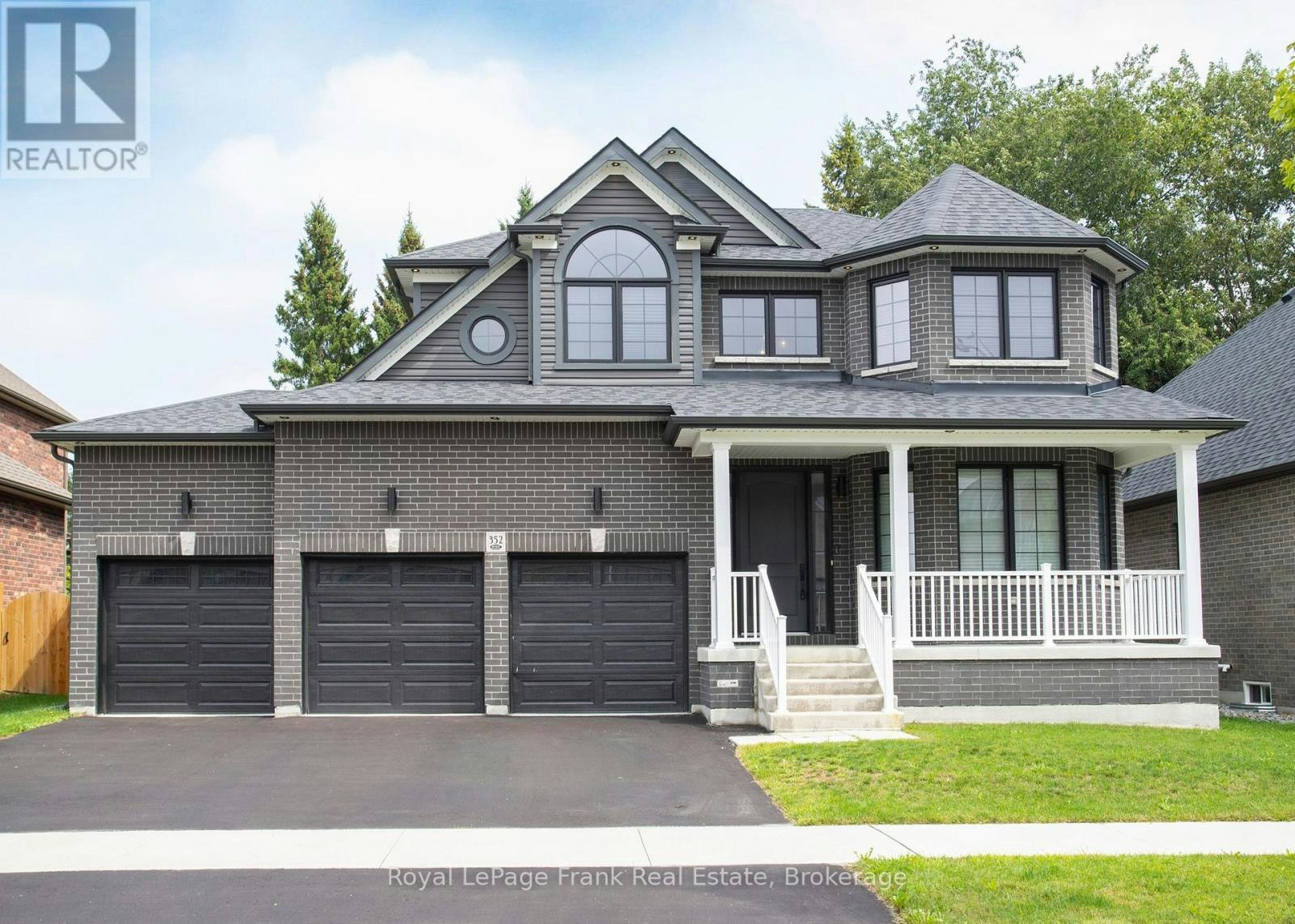 352 Northglen Boulevard, Clarington, ON, L1C 7E2 - 2