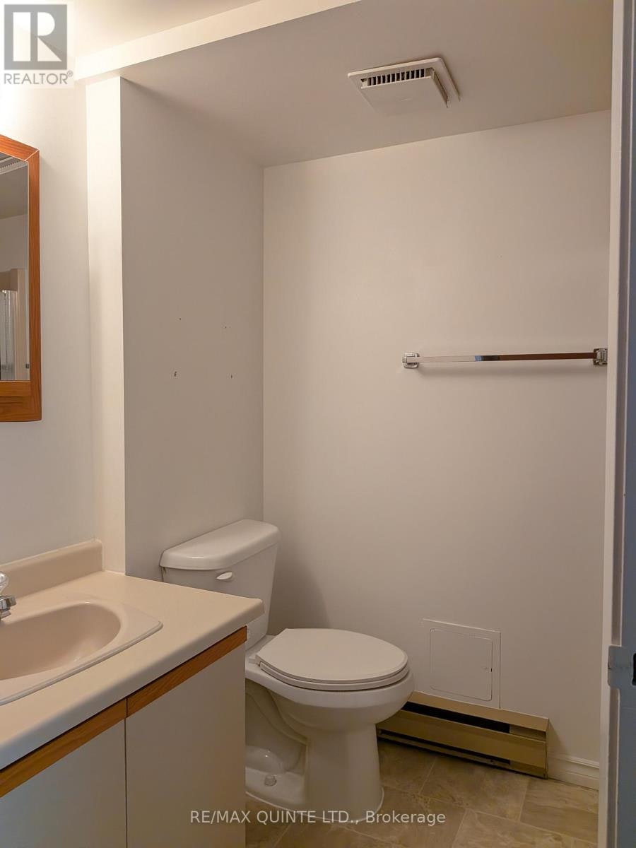 206-141 Dundas Street W, Quinte West, ON, K8V 3P6 - 7