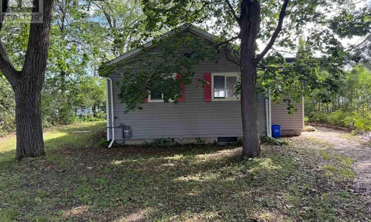 488 Bayview Drive
