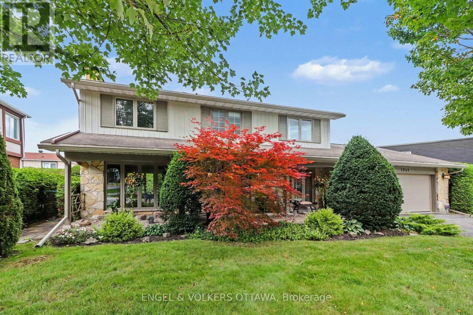 1941 Naskapi Drive, Ottawa, ON, K1J 8L4