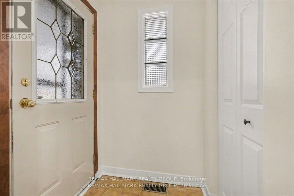 1299 Evans Boulevard, Ottawa, ON, K1H 7T8 - 5