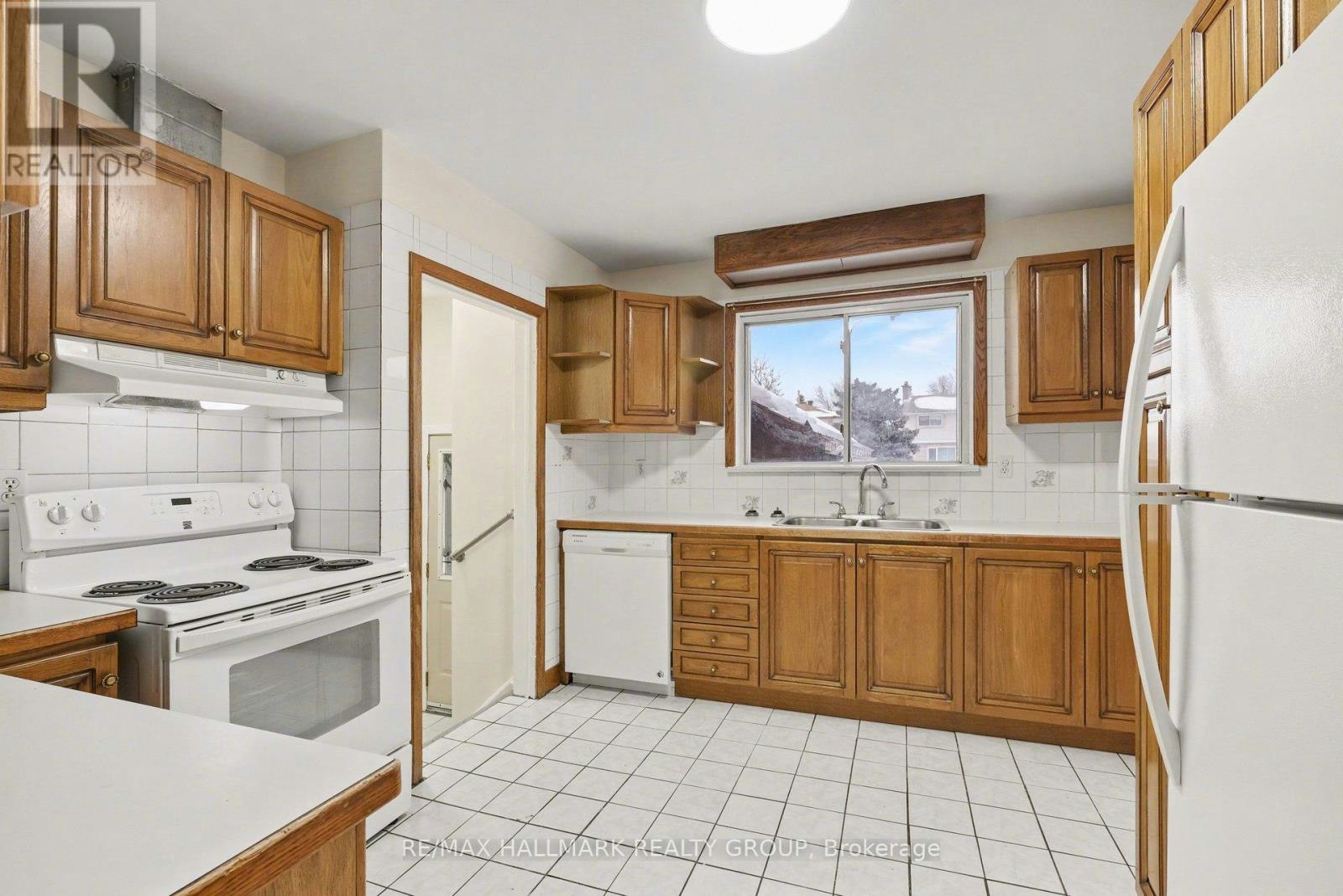 1299 Evans Boulevard, Ottawa, ON, K1H 7T8 - 14