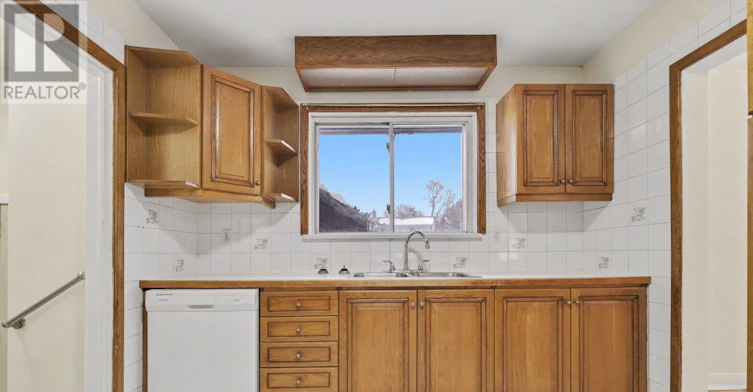 1299 Evans Boulevard, Ottawa, ON, K1H 7T8 - 12