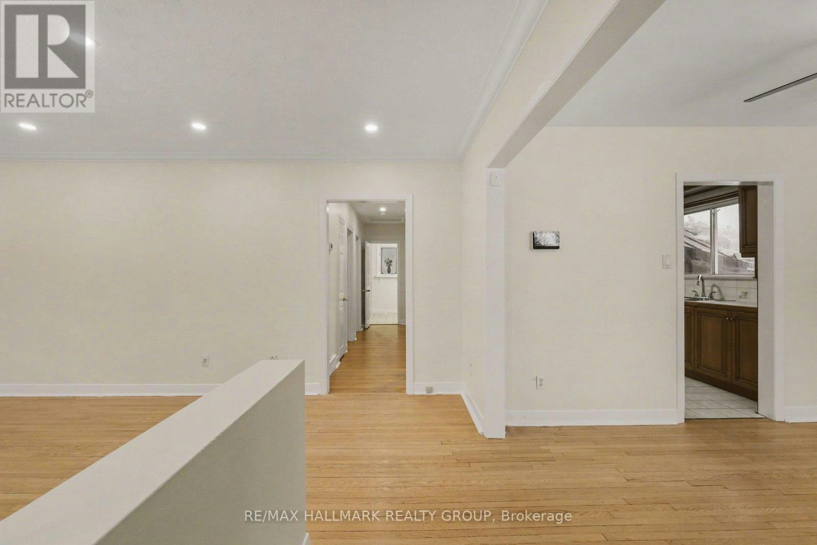 1299 Evans Boulevard, Ottawa, ON, K1H 7T8 - 4