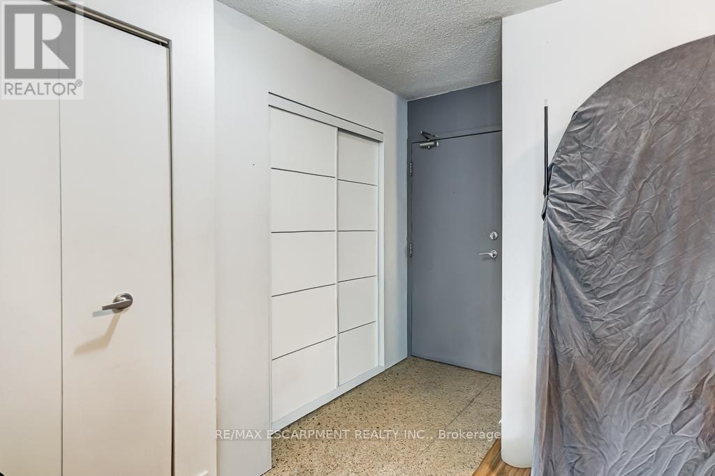2510-373 Front Street W, Toronto, ON, M5V 3R7 - 4