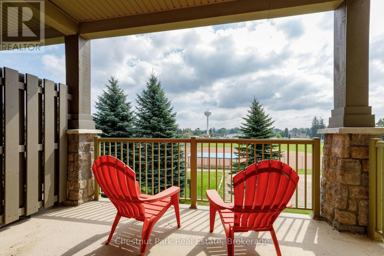 208-27 Beaver Street, Blue Mountains, ON, N0H 2P0