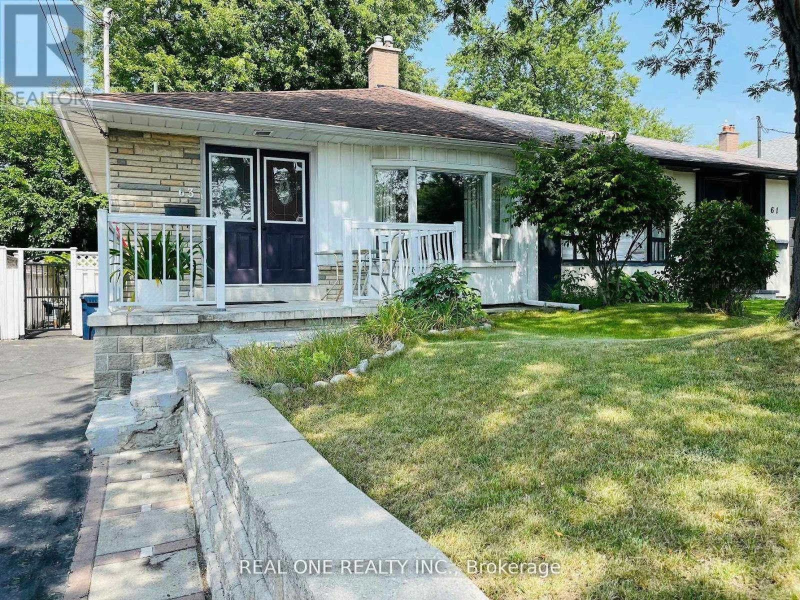 2 BEDROOMS-63 Sundial Crescent, Toronto, ON, M4A 2J7 - 2