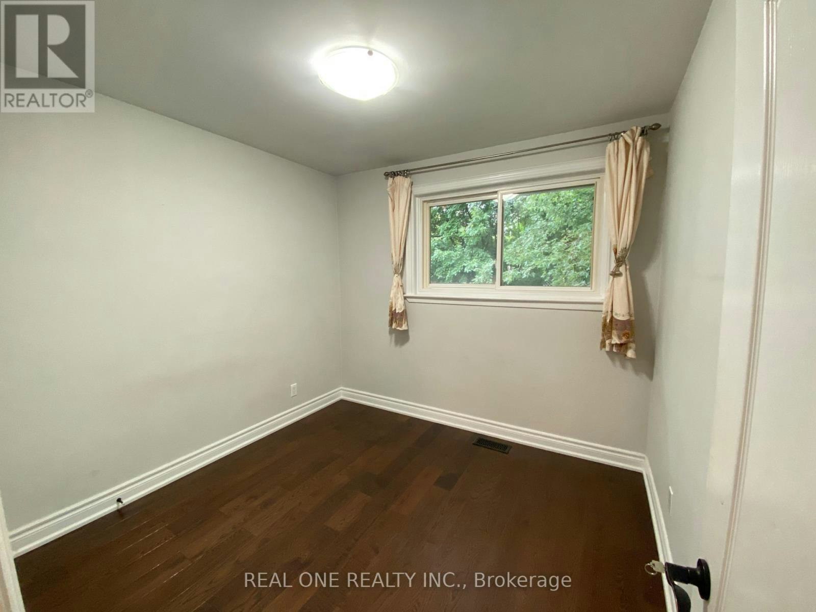 2 BEDROOMS-63 Sundial Crescent, Toronto, ON, M4A 2J7 - 9