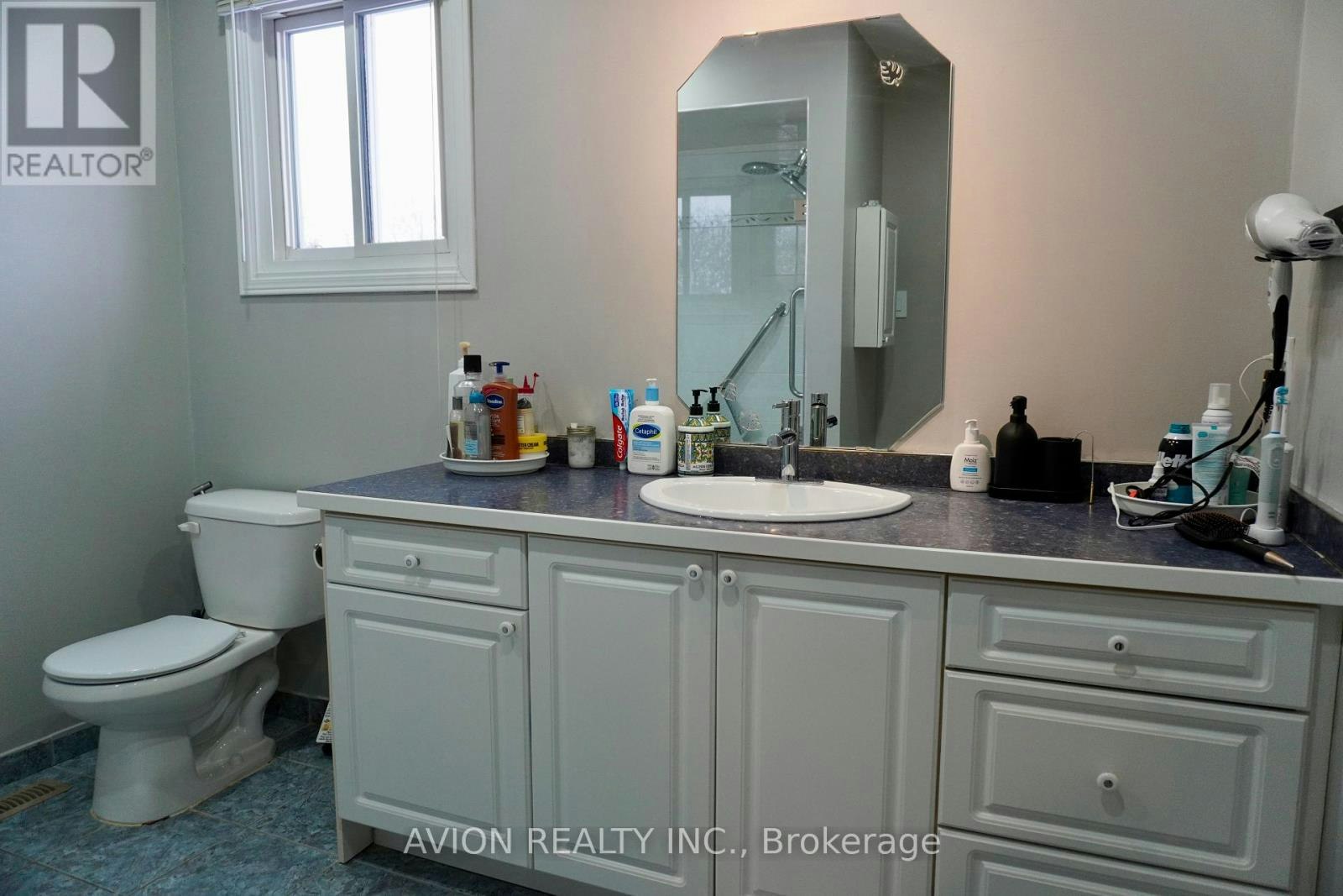 70 Barnes Drive, Ajax, ON, L1S 5G5 - 16