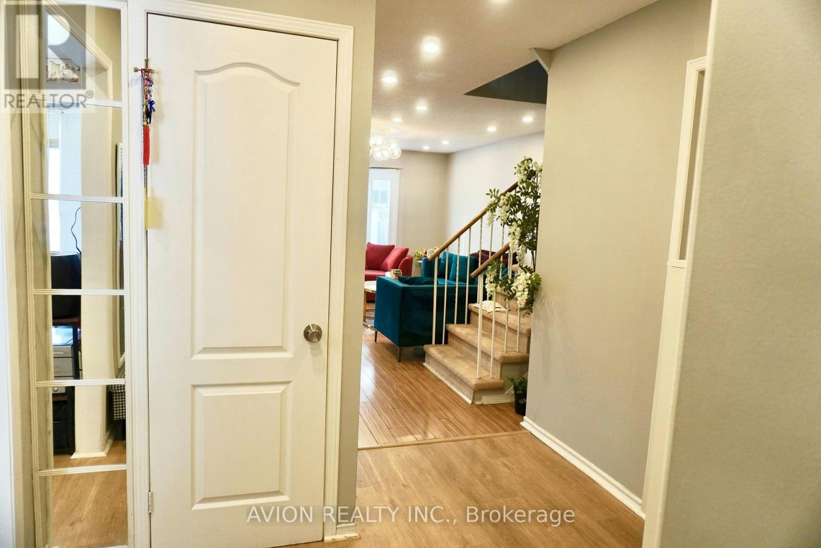 70 Barnes Drive, Ajax, ON, L1S 5G5 - 5