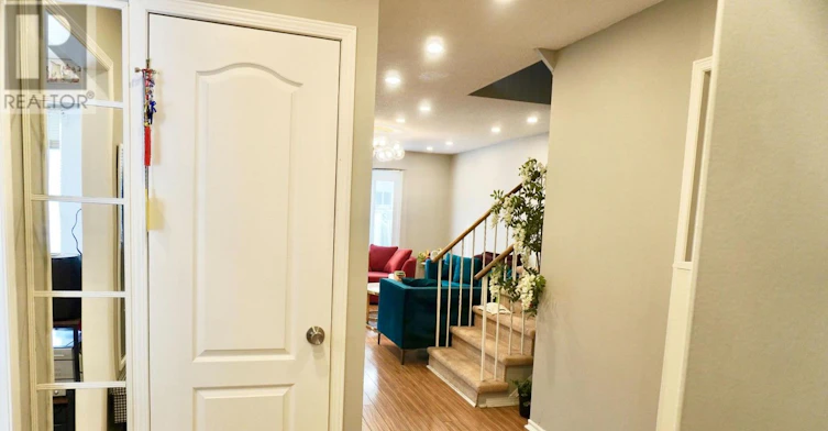 70 Barnes Drive, Ajax, ON, L1S 5G5 - 5
