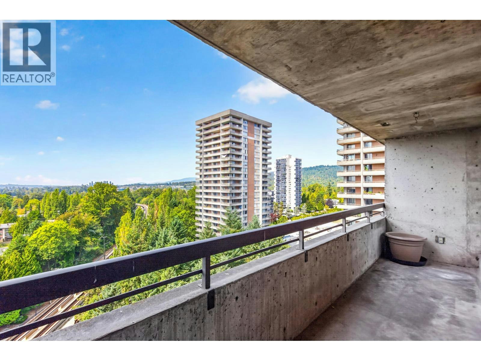 1601-3771 Bartlett Court, Burnaby, BC, V3J 7G8 - 24