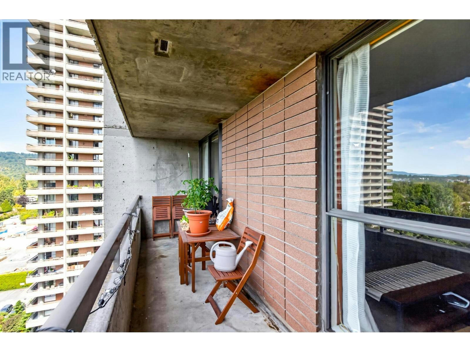 1601-3771 Bartlett Court, Burnaby, BC, V3J 7G8 - 17