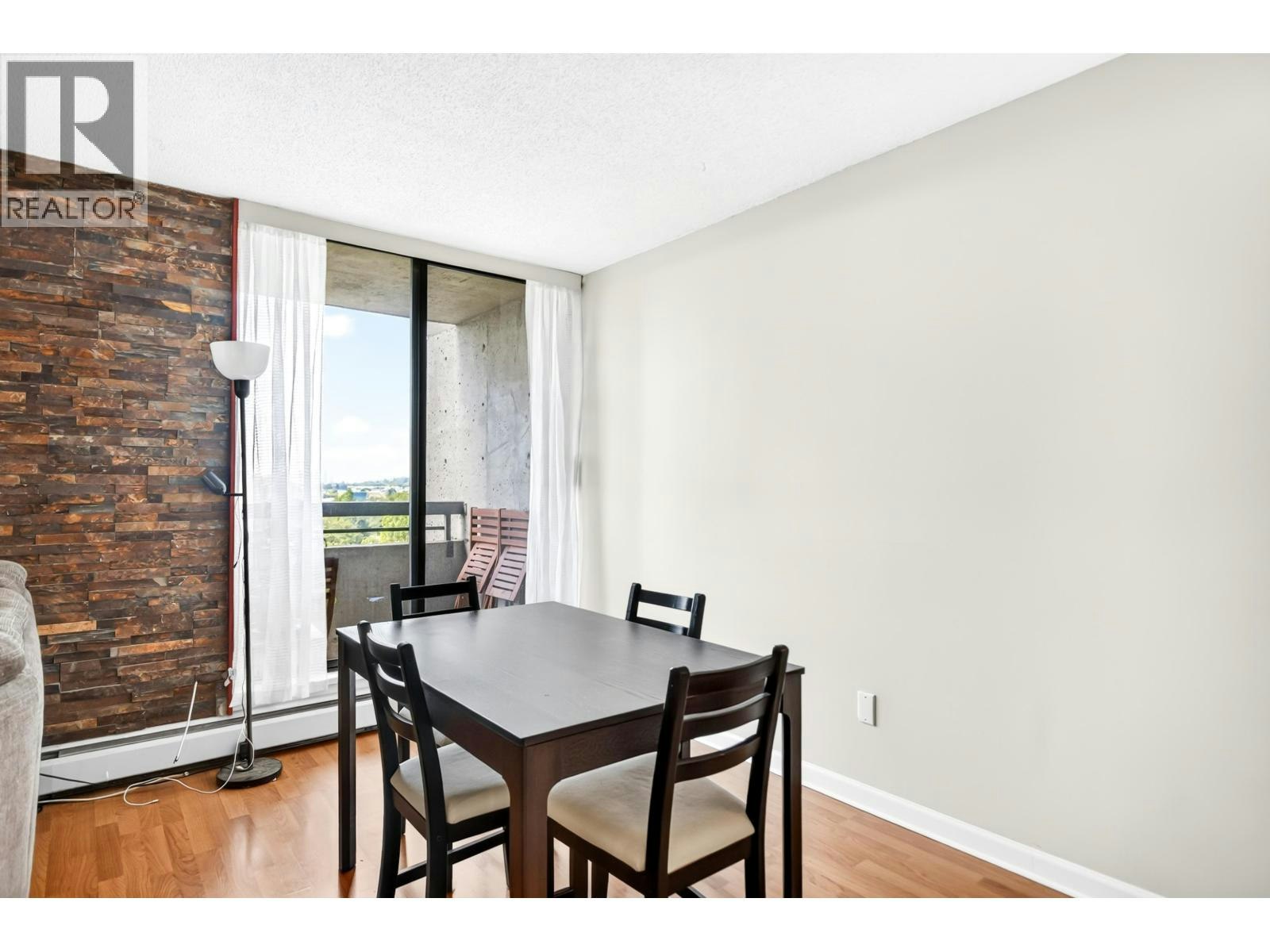 1601-3771 Bartlett Court, Burnaby, BC, V3J 7G8 - 14
