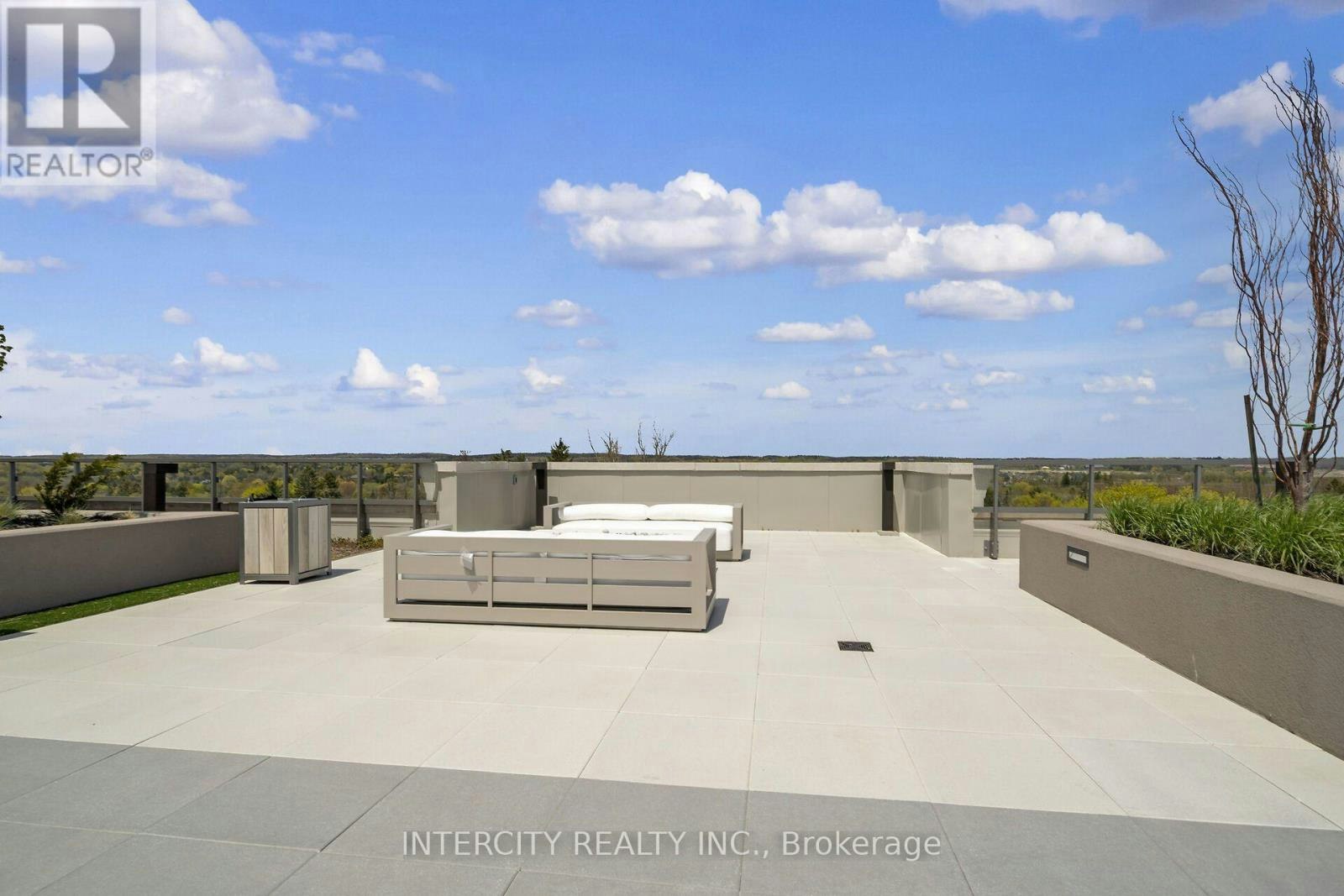 538-2075 King Road, King, ON, L7B 0R6 - 24