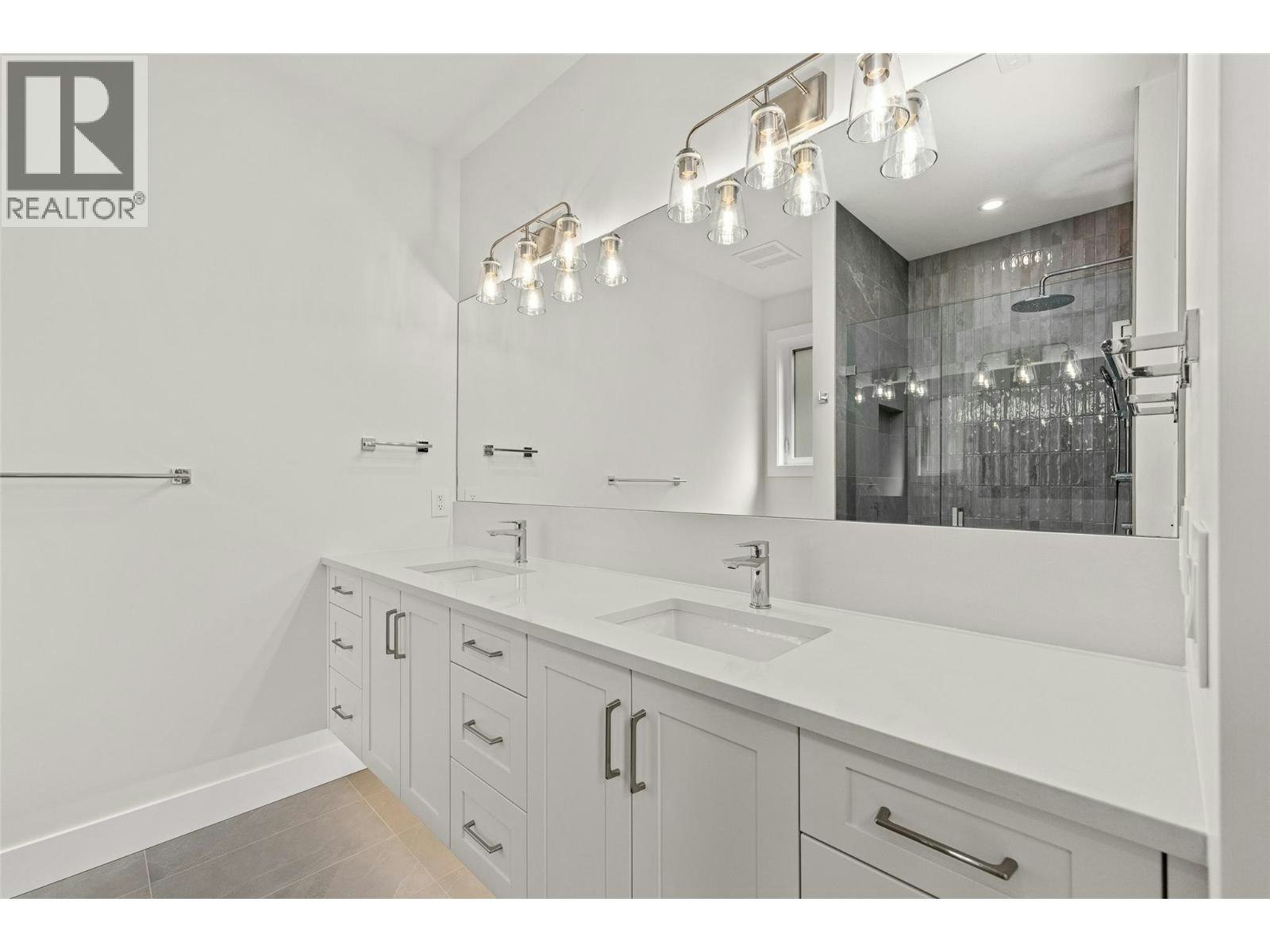 1448 Whistling Pine Place, Kelowna, BC, V1V 1H1 - 27
