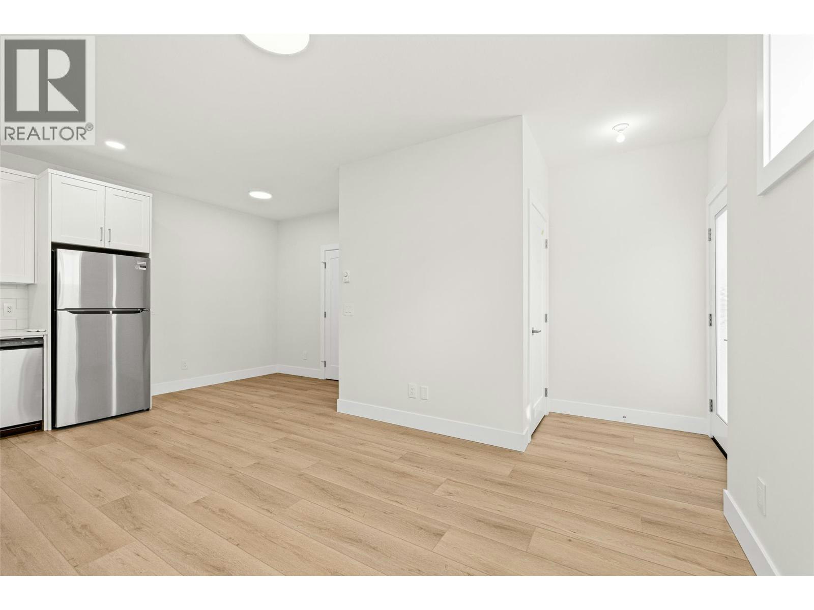 1448 Whistling Pine Place, Kelowna, BC, V1V 1H1 - 43