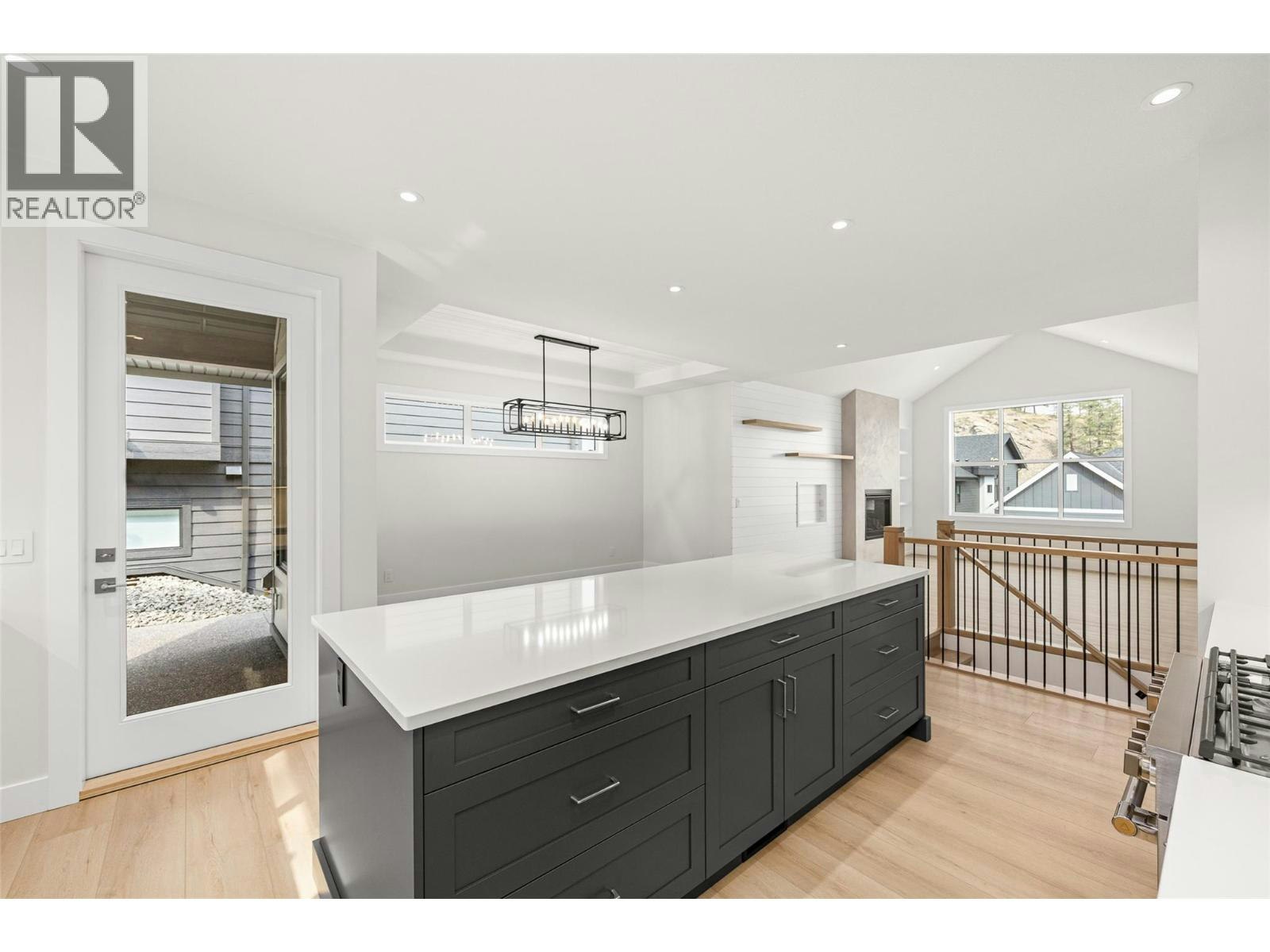 1448 Whistling Pine Place, Kelowna, BC, V1V 1H1 - 19