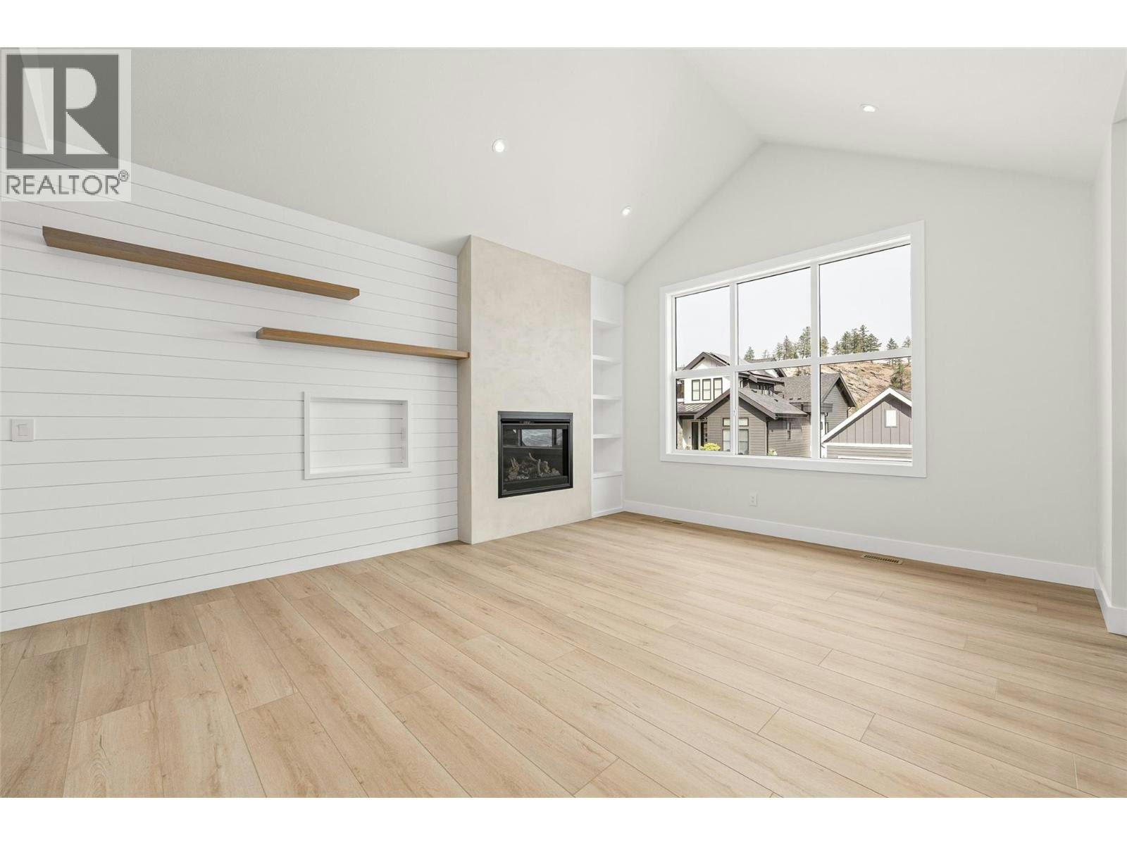 1448 Whistling Pine Place, Kelowna, BC, V1V 1H1 - 12