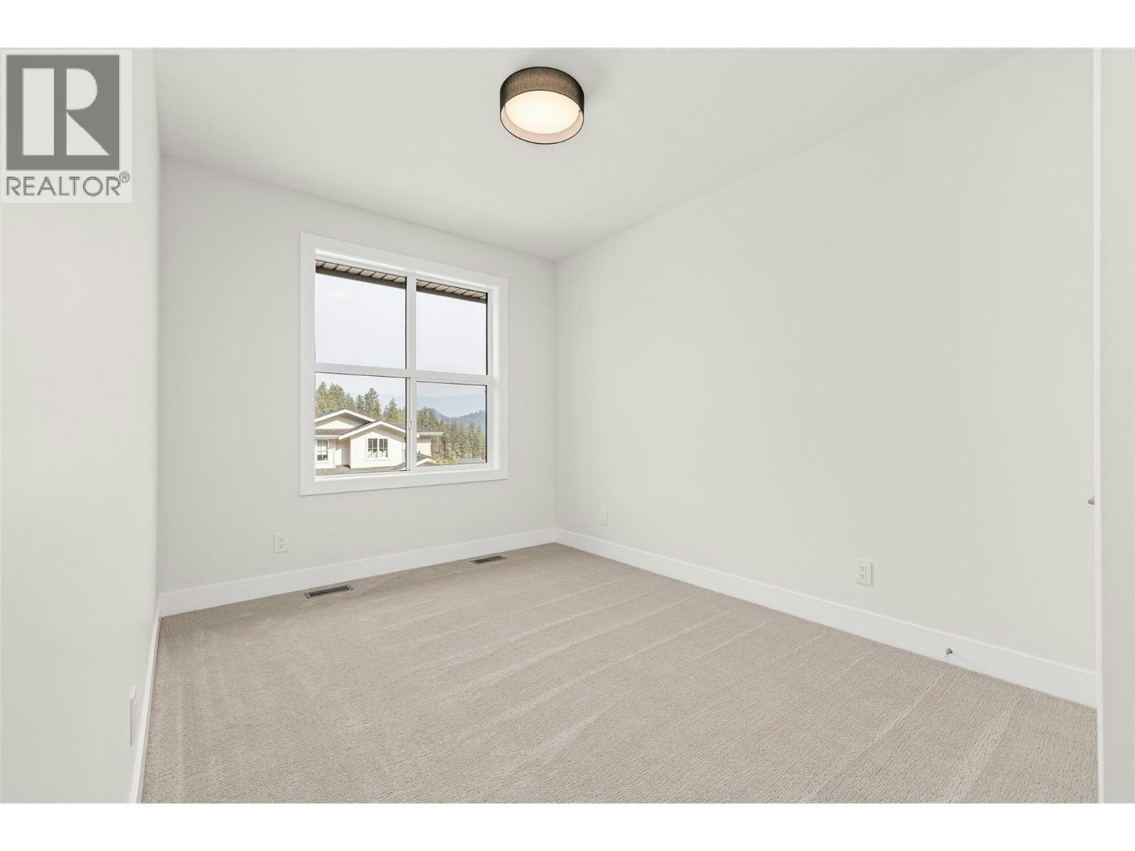 1448 Whistling Pine Place, Kelowna, BC, V1V 1H1 - 31