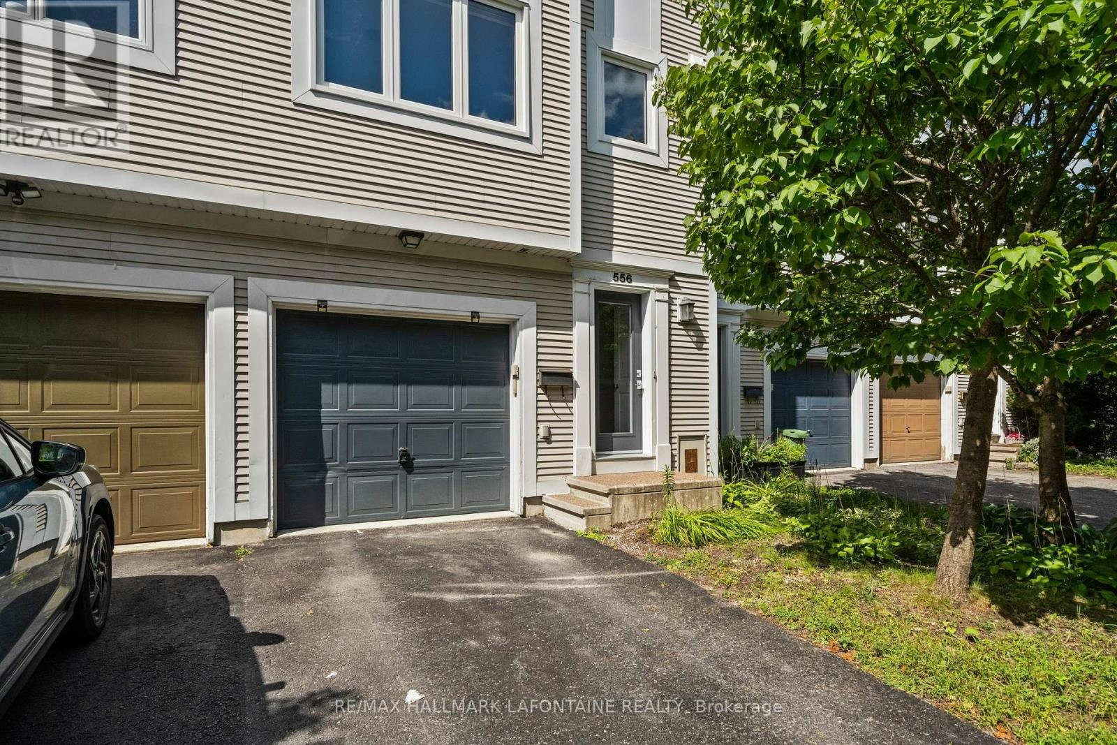 556 Burleigh Private, Ottawa, ON, K1J 1J9