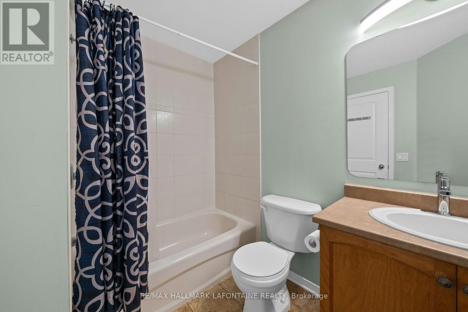 556 Burleigh Private, Ottawa, ON, K1J 1J9 - 31