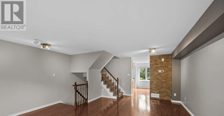 556 Burleigh Private, Ottawa, ON, K1J 1J9 - 15
