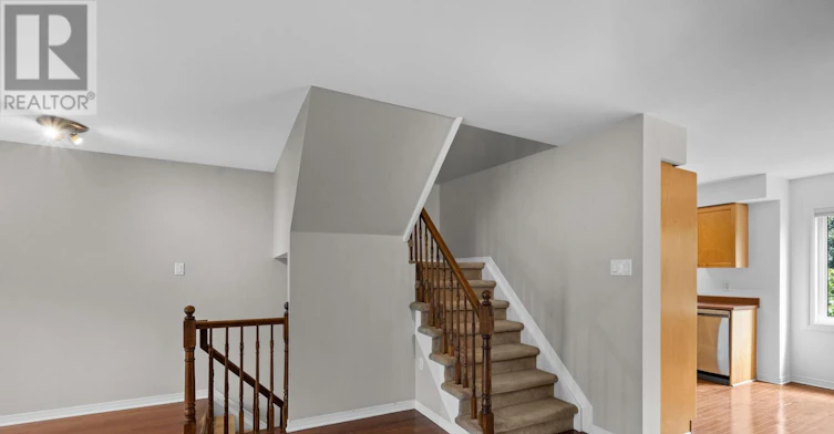 556 Burleigh Private, Ottawa, ON, K1J 1J9 - 18