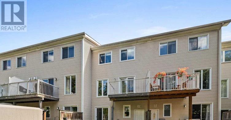 556 Burleigh Private, Ottawa, ON, K1J 1J9 - 40