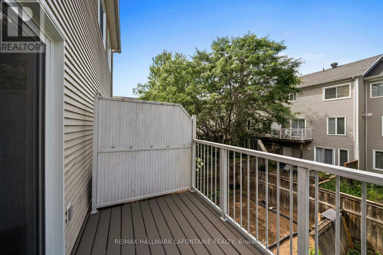 556 Burleigh Private, Ottawa, ON, K1J 1J9 - 38