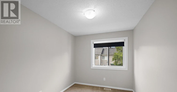 556 Burleigh Private, Ottawa, ON, K1J 1J9 - 32