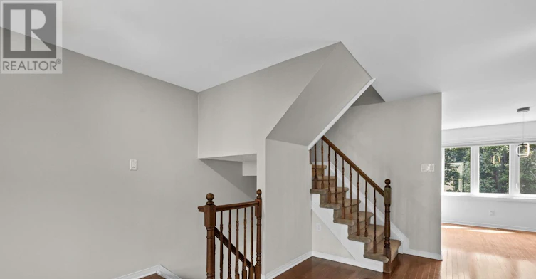556 Burleigh Private, Ottawa, ON, K1J 1J9 - 10