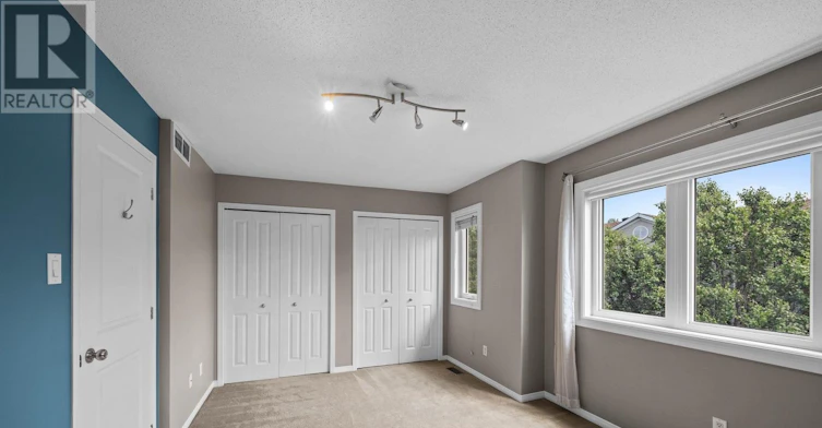 556 Burleigh Private, Ottawa, ON, K1J 1J9 - 28