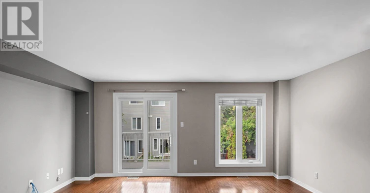 556 Burleigh Private, Ottawa, ON, K1J 1J9 - 19