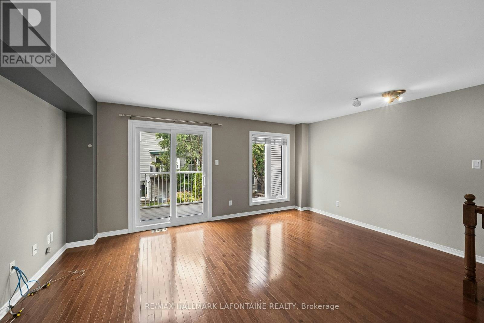 556 Burleigh Private, Ottawa, ON, K1J 1J9 - 14