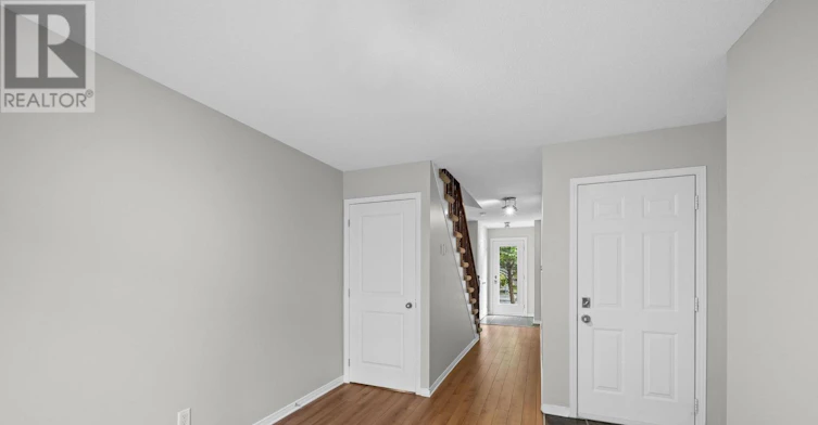 556 Burleigh Private, Ottawa, ON, K1J 1J9 - 7