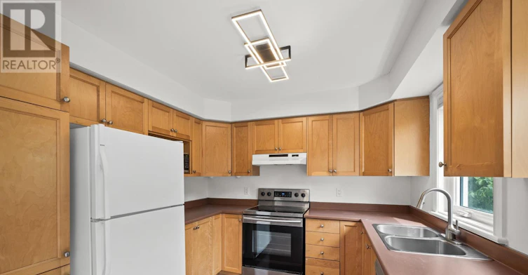 556 Burleigh Private, Ottawa, ON, K1J 1J9 - 23