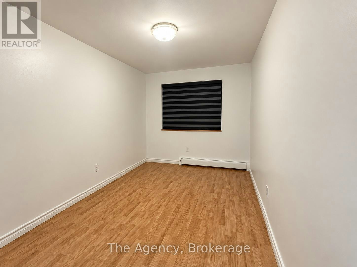 201-242 Oakdale Avenue, St. Catharines, ON, L2P 3K5 - 9