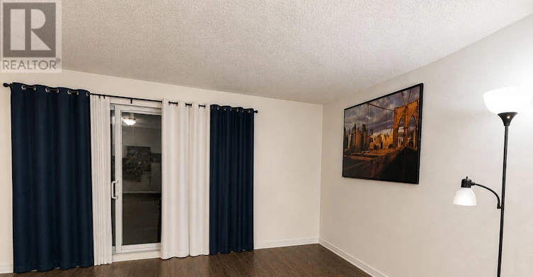 201-242 Oakdale Avenue, St. Catharines, ON, L2P 3K5 - 8