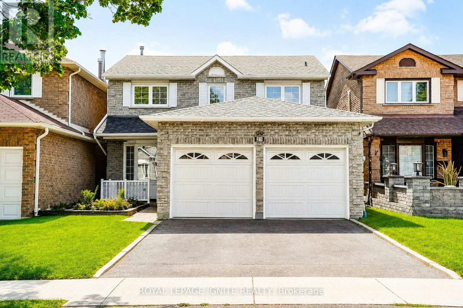 21 Halfmoon Square, Toronto, ON, M1C 3V4