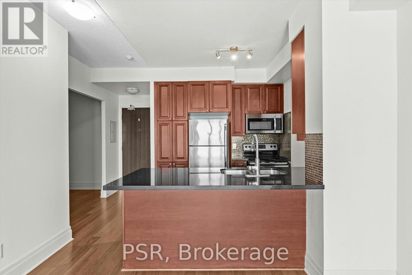 706-151 Upper Duke Crescent, Markham, ON, L6G 0E1 - 9