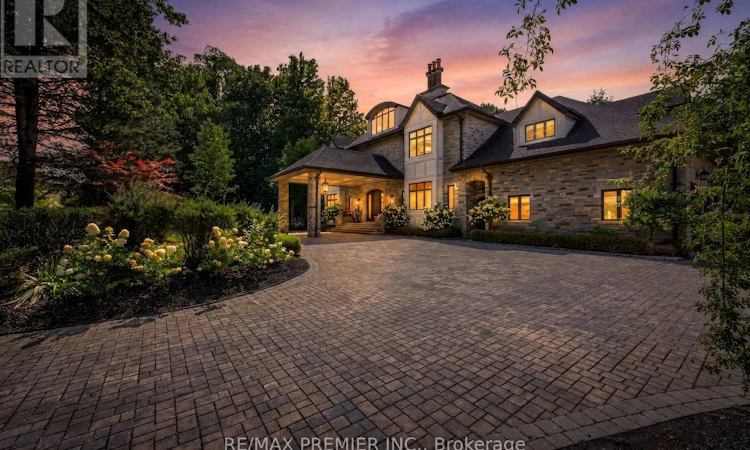 40 Golf Avenue