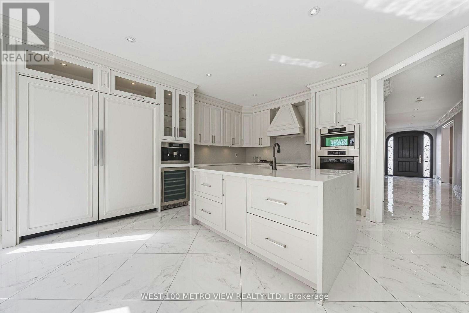 589 Glen Park Avenue, Toronto, ON, M6B 2G4